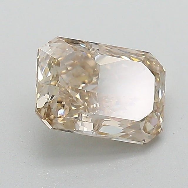 1.02 ct Radiant Fancy Yellowish Brown natural diamond