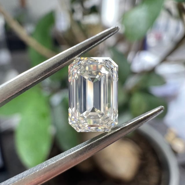 1.00 ct Emerald L · Faint Brown natural diamond