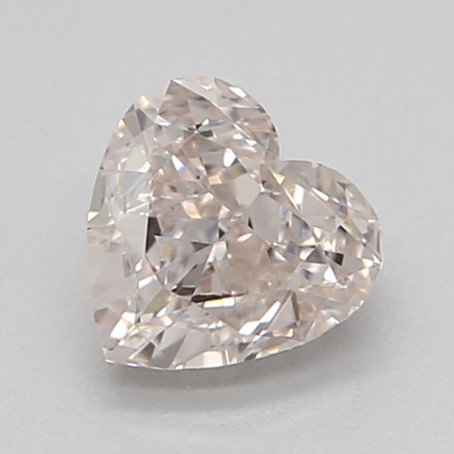 0.36 ct Heart Light Pinkish Brown natural diamond