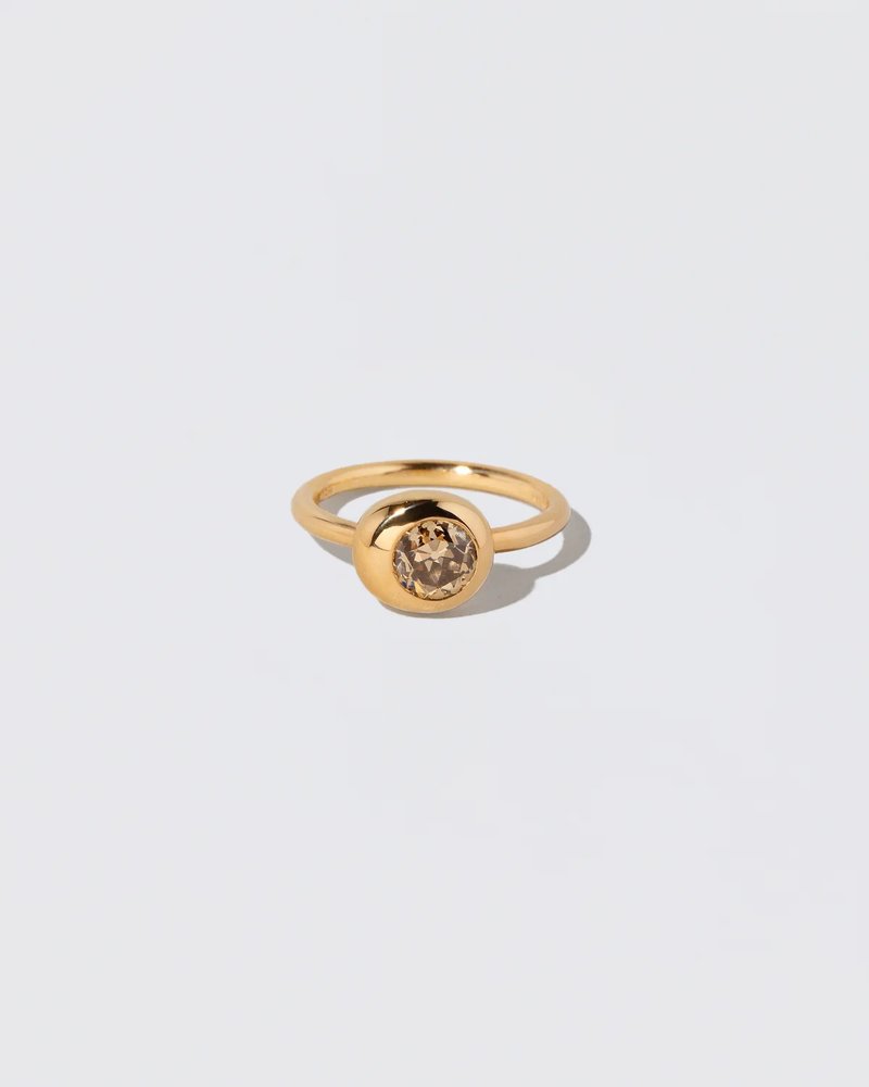 Grand Level Ring - Champagne Diamond